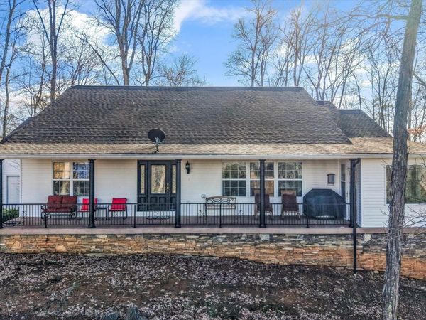 2993 Quarry Hollow Rd, Friendsville, TN 37737