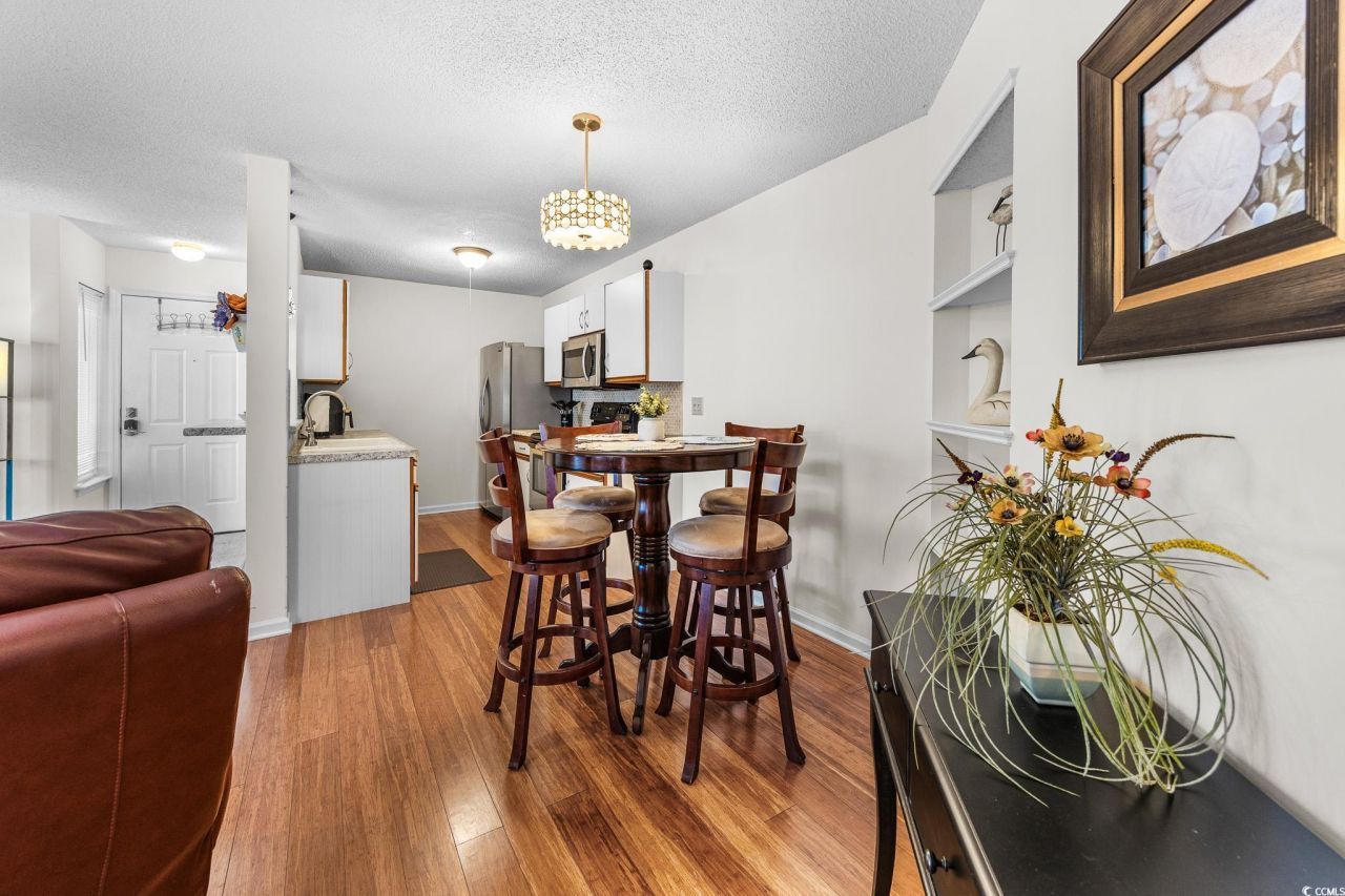 8875 Grove Park Dr. Photo 7