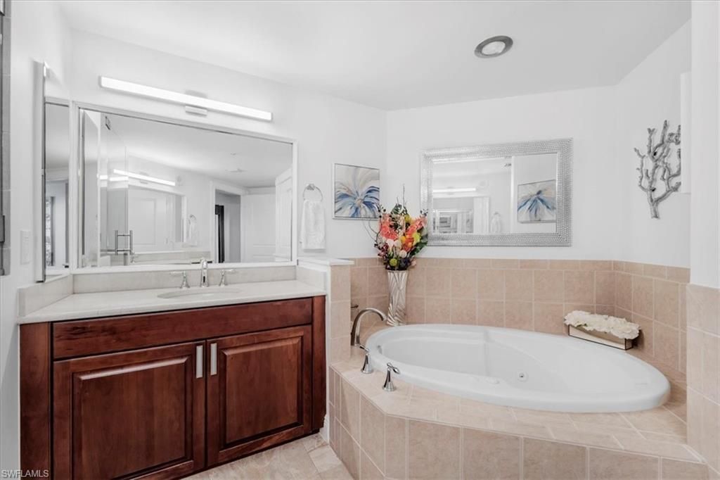 6061 Silver King Blvd, Unit 306, Cape Coral, FL 33914 Photo