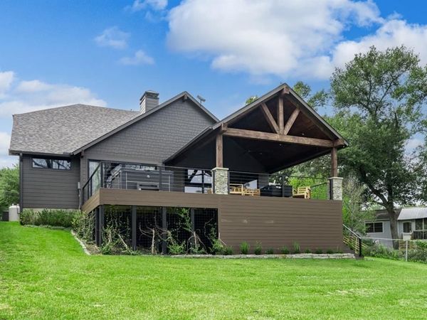 120 Meandering Way, Mabank, TX 75156