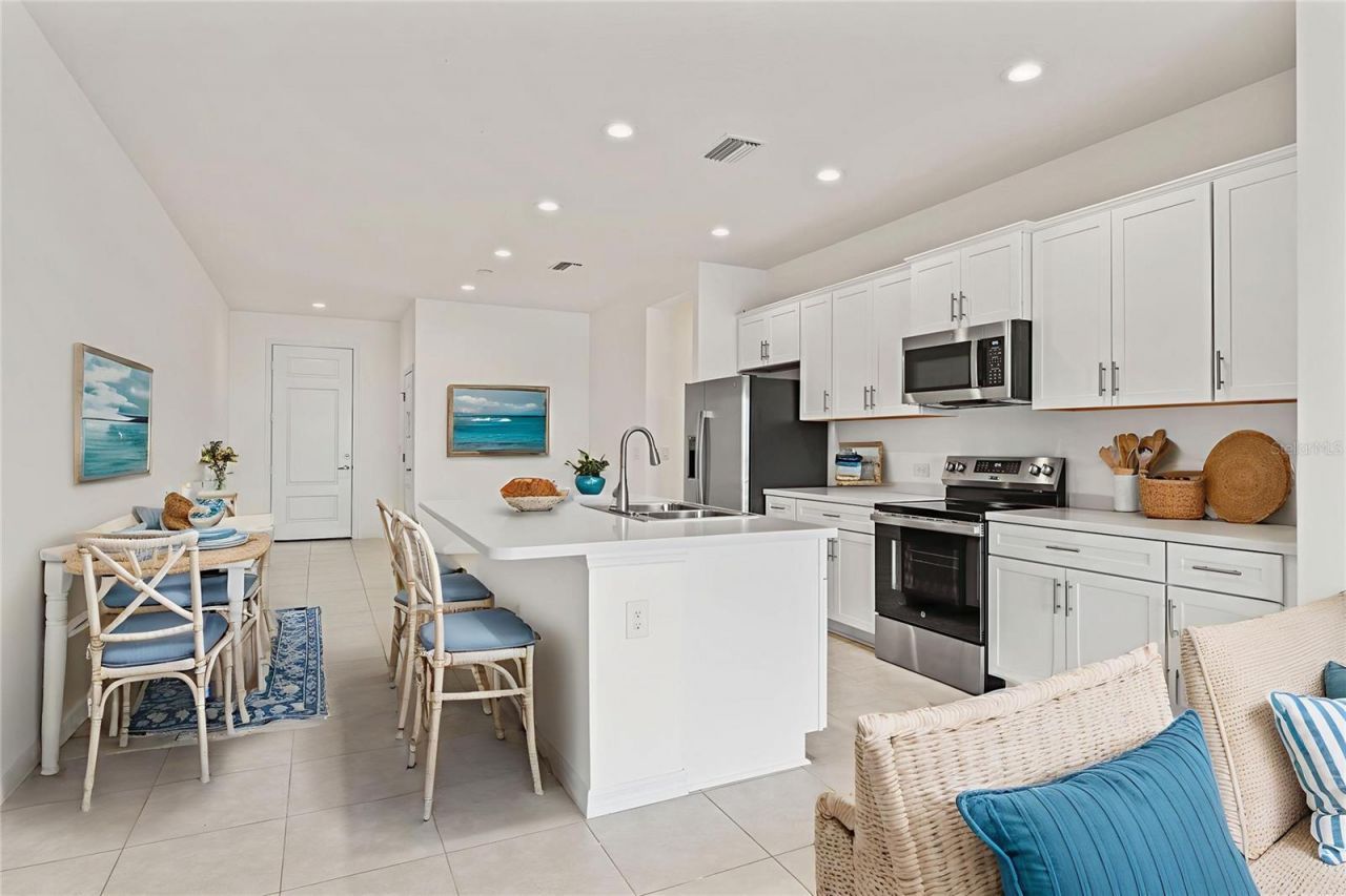 2262 Washington Palm Court, Bradenton, FL 34212 Photo