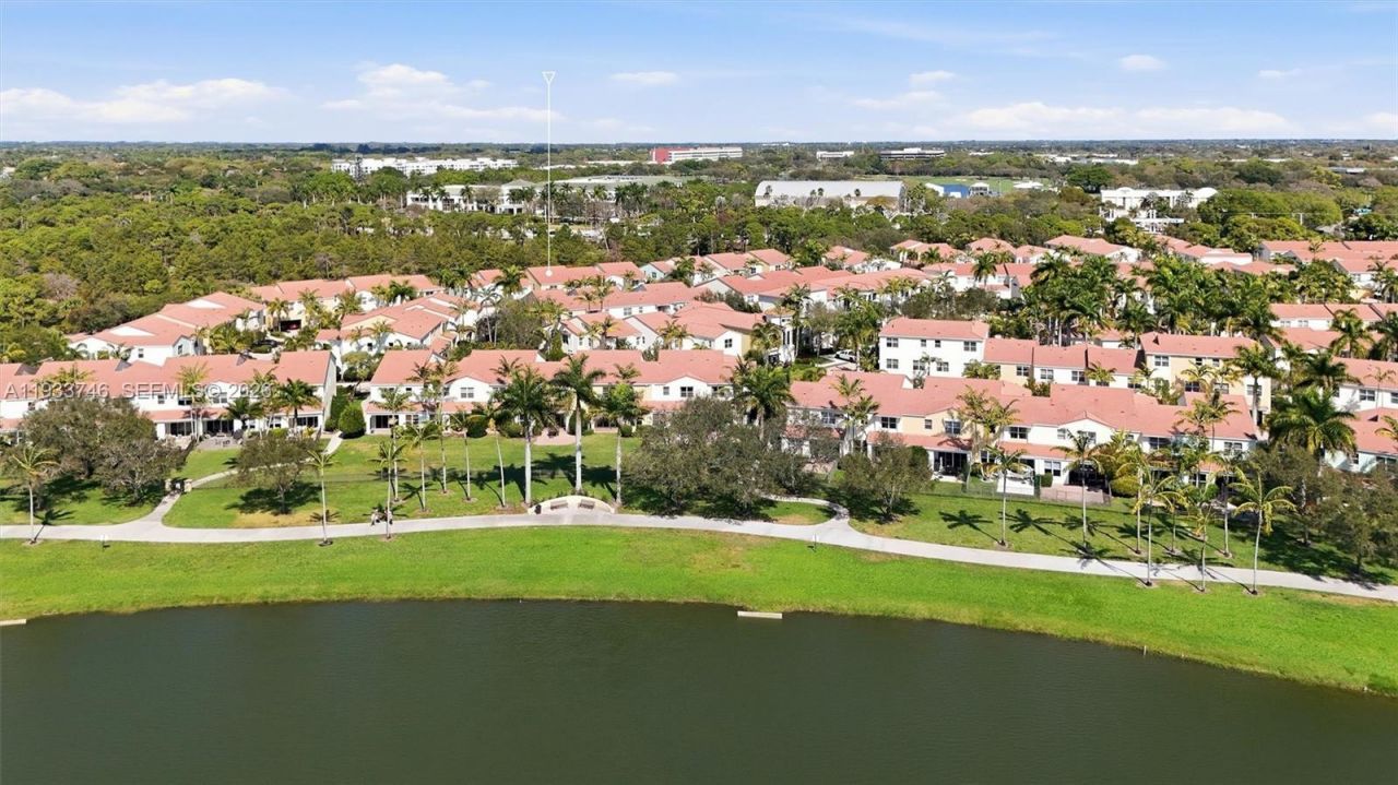 4857 NW 16th Ter, Boca Raton, FL 33431 Photo