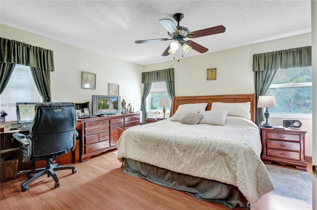 11728 SW 118th Ter, Miami, FL 33186 Photo