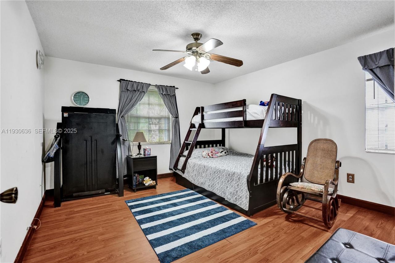 11728 SW 118th Ter, Miami, FL 33186 Photo