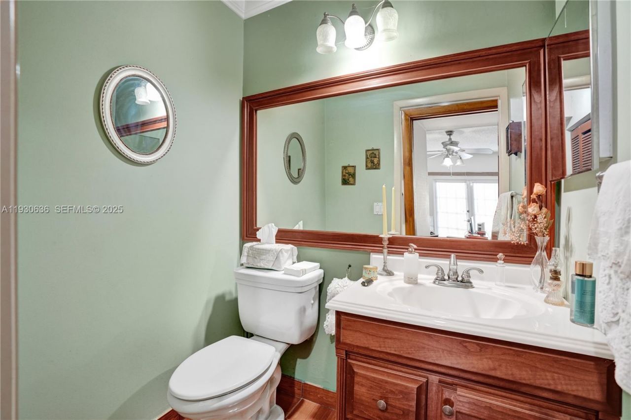 11728 SW 118th Ter, Miami, FL 33186 Photo