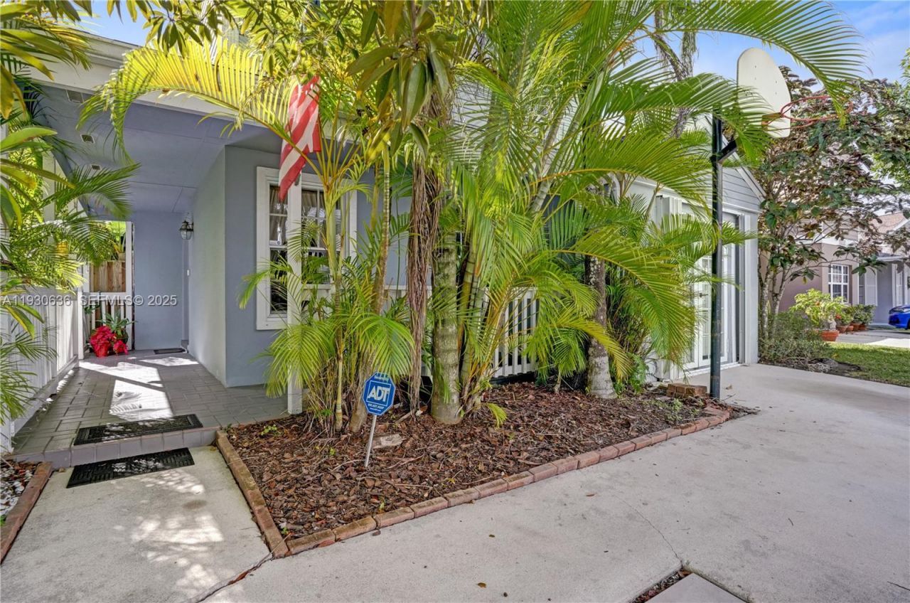 11728 SW 118th Ter, Miami, FL 33186 Photo