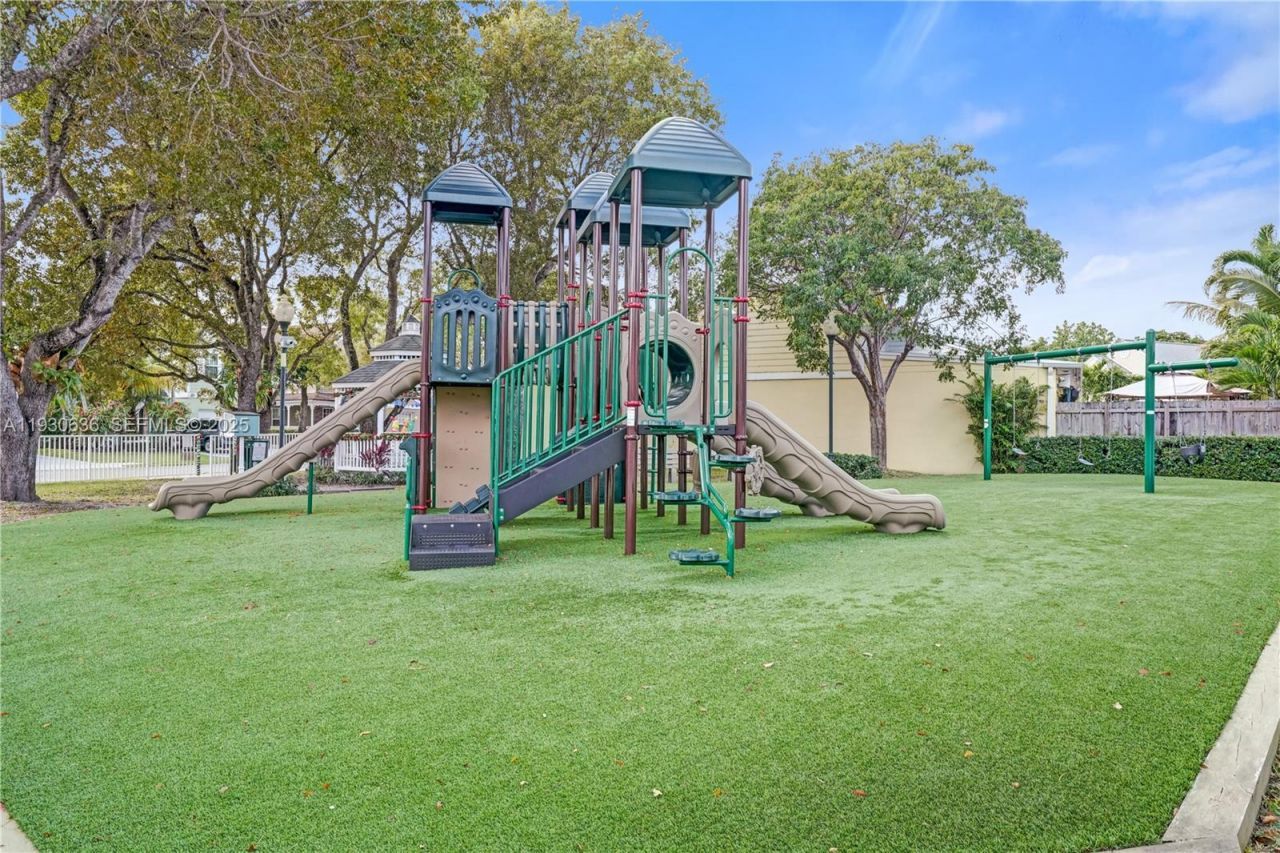 11728 SW 118th Ter, Miami, FL 33186 Photo