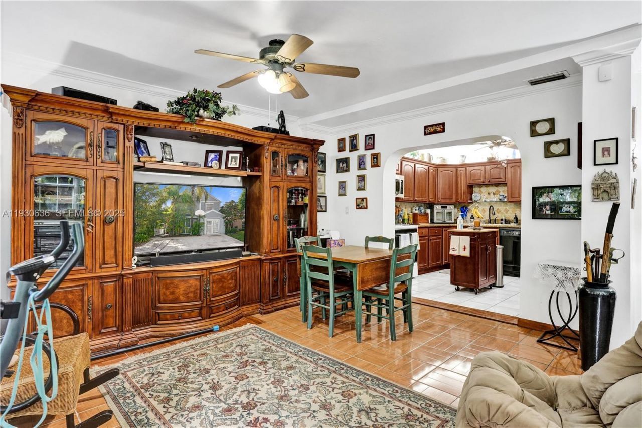 11728 SW 118th Ter, Miami, FL 33186 Photo