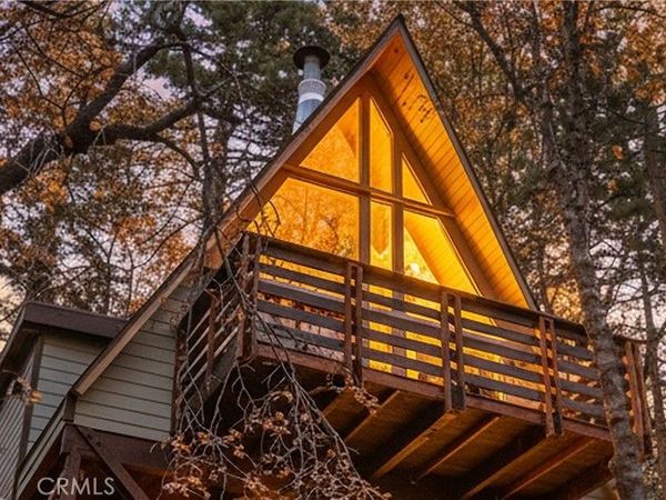 32703 Tulip Lane, Arrowbear, CA 92382