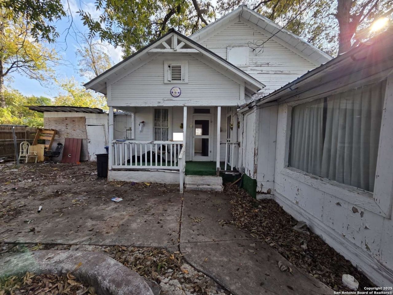 116 Hill, San Antonio, TX 78212 Main Photo