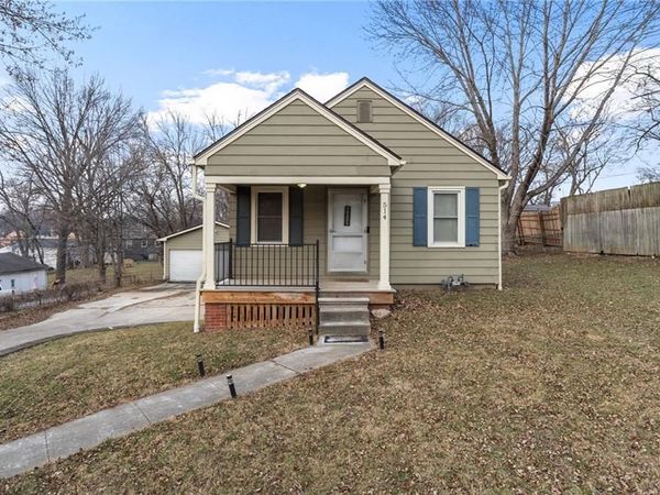 514 NE 41st Street, Kansas City, MO 64116
