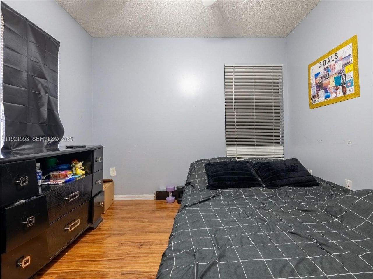 19030 NW 86th Ct, Hialeah, FL 33015 Photo