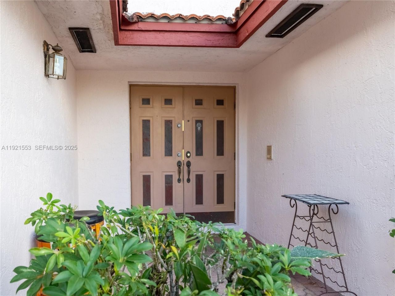 19030 NW 86th Ct, Hialeah, FL 33015 Photo