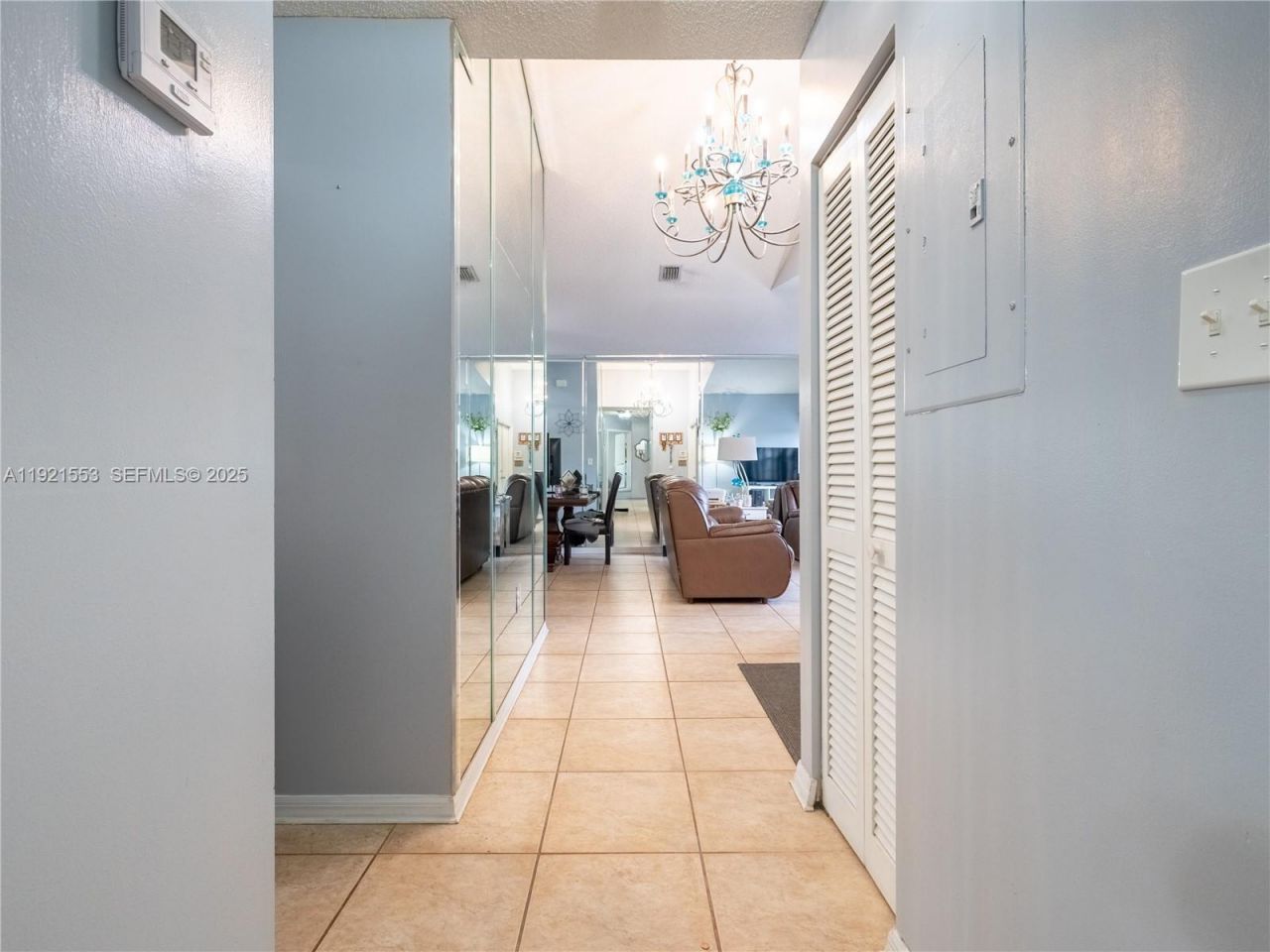 19030 NW 86th Ct, Hialeah, FL 33015 Photo