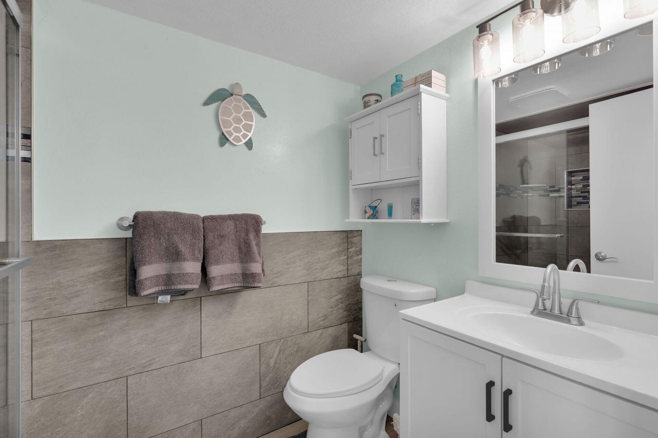 21 Sombrero Boulevard, Unit 307, Marathon, FL 33050 Photo