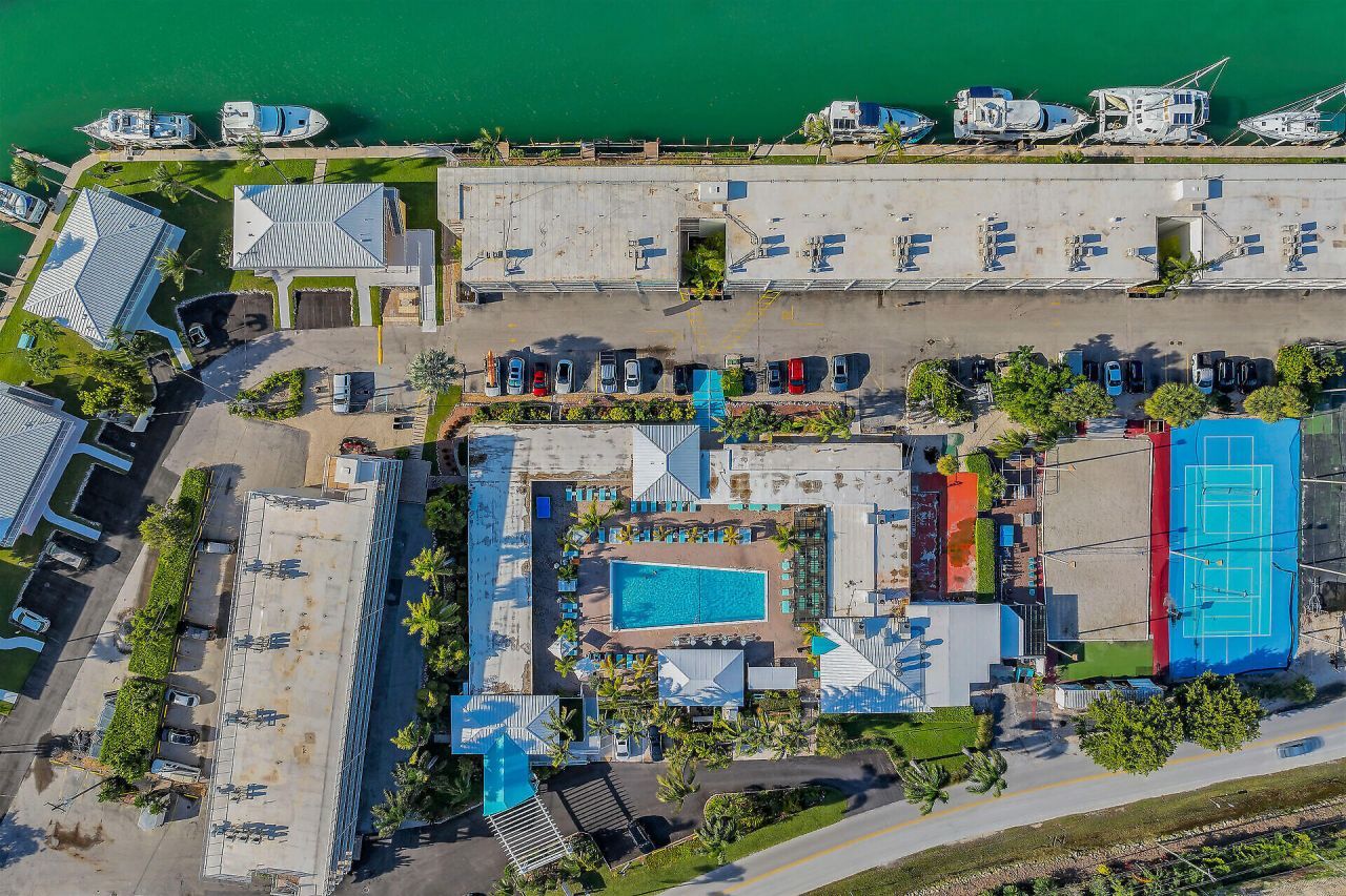 21 Sombrero Boulevard, Unit 307, Marathon, FL 33050 Photo