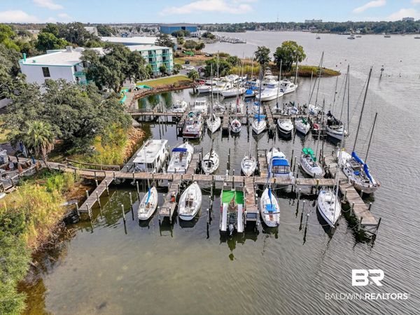 3611 Navy Boulevard, Pensacola, FL 32507