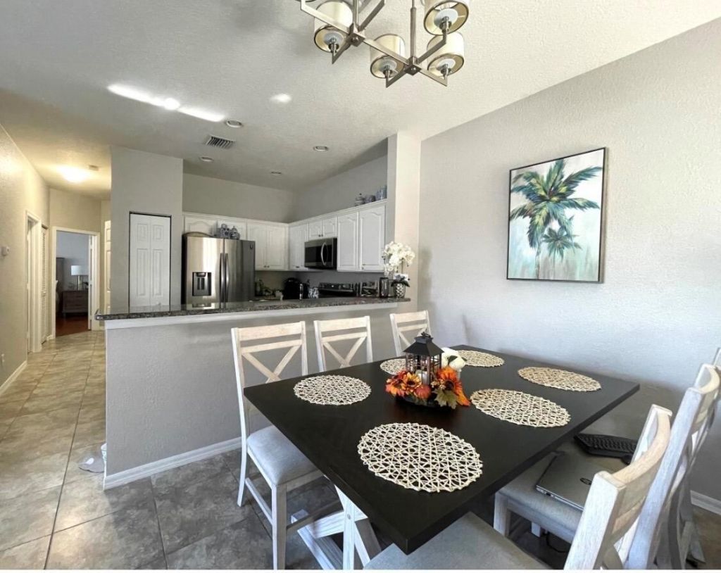 1560 SE Wilshire Place, Unit 203, Stuart, FL 34994 Photo