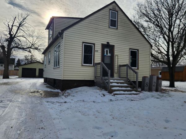 820 6th Street SW, Pipestone, MN 56164