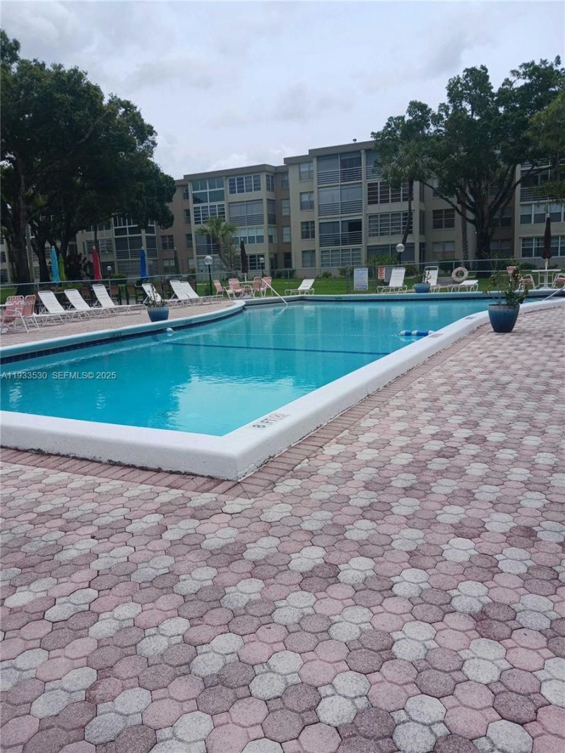 2901 NW 48th Ave, Unit 367, Lauderdale Lakes, FL 33313 Photo