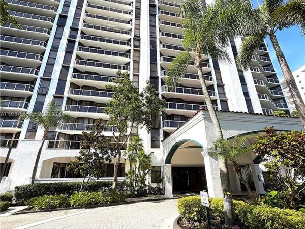 3640 Yacht Club Dr, Unit 104, Aventura, FL 33180