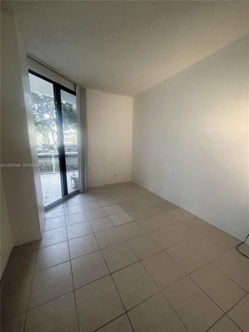 3640 Yacht Club Dr, Unit 104, Aventura, FL 33180 Photo