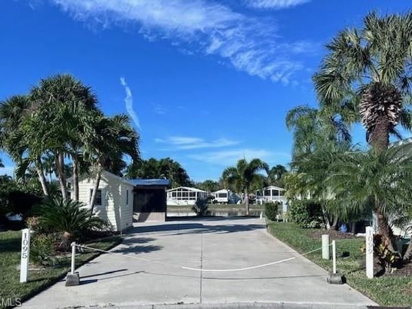 1099 Opal Lake PT, NAPLES, FL 34114
