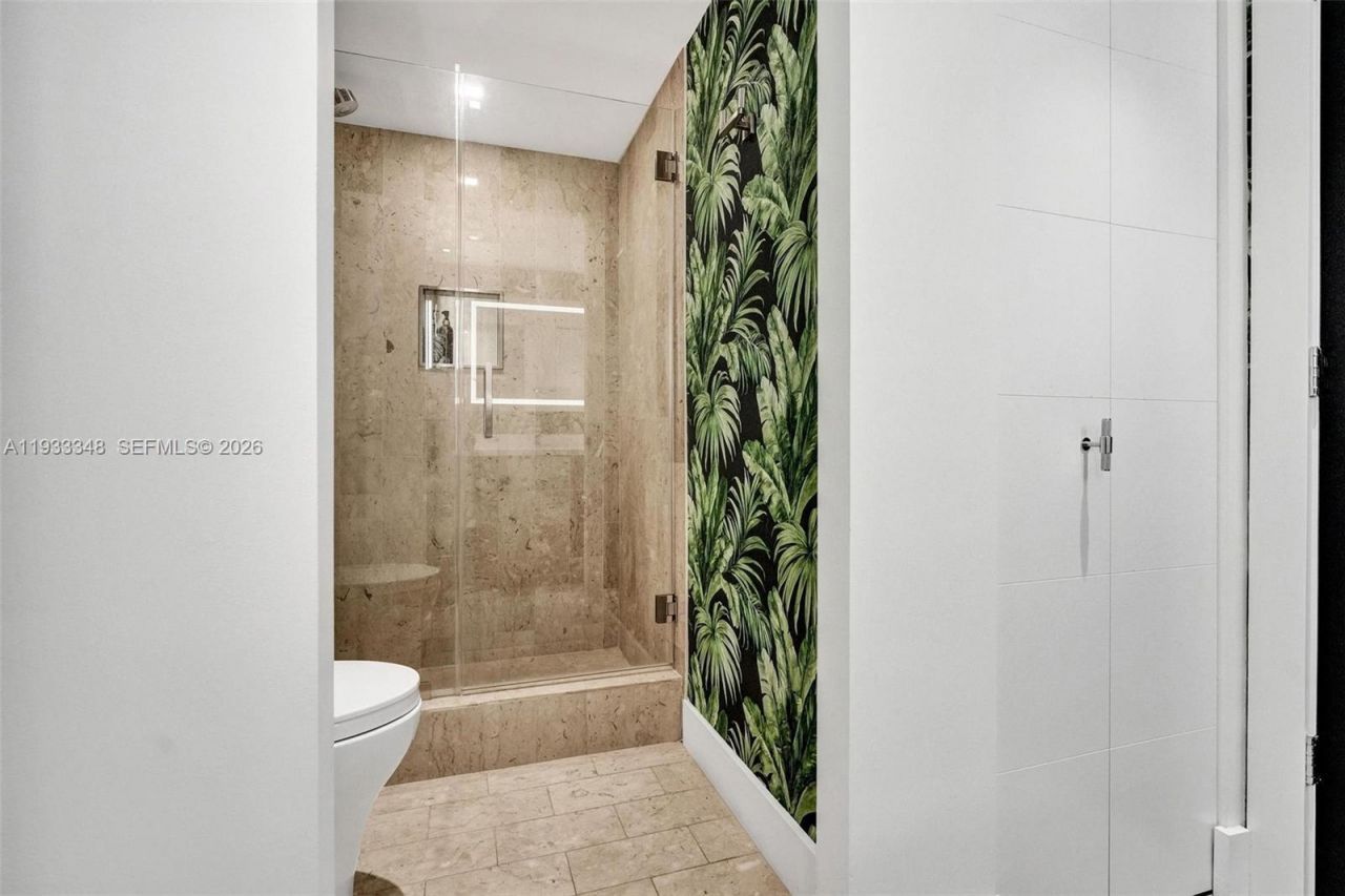 1800 NE 114th St, Unit 1007, Miami, FL 33181 Photo