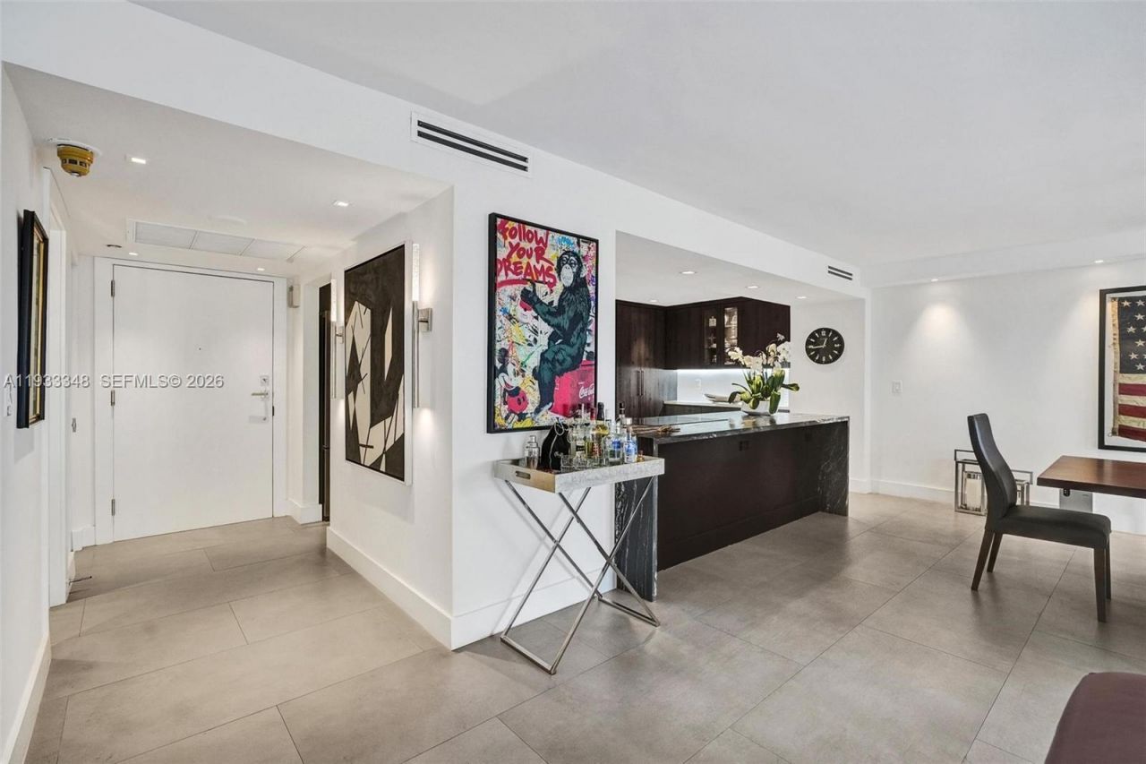 1800 NE 114th St, Unit 1007, Miami, FL 33181 Photo