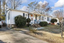 1118 Woodville Circle photo 4