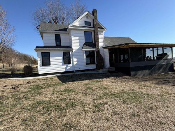 14552 IL Route 100 Highway, Browning, IL 62624