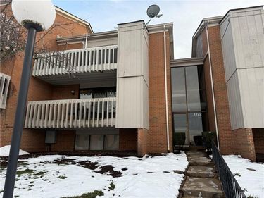 1122 Eagle Feather Circle, Unit C, West Carrollton, OH 45449