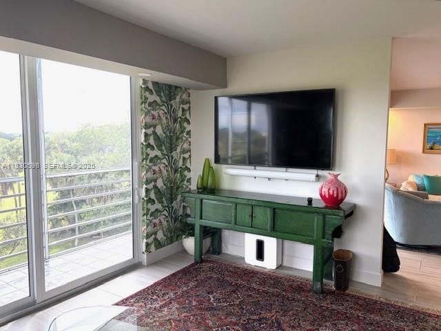 806 Cypress Grove Ln, Unit 512, Pompano Beach, FL 33069 Photo