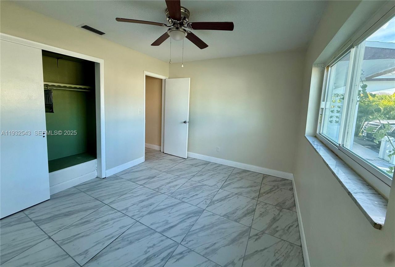 5030 NW 42nd St, Lauderdale Lakes, FL 33319 Photo