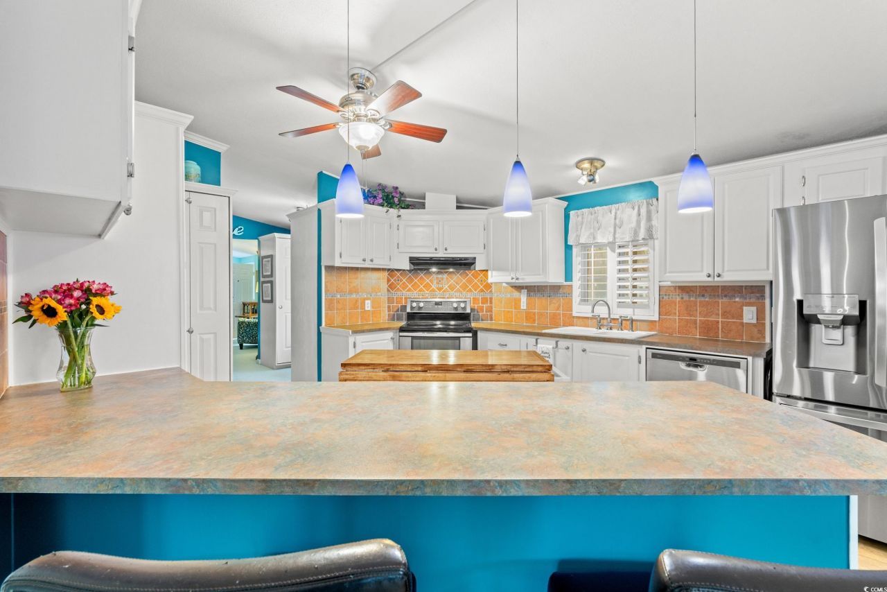 467 Freedom Circle Photo 11