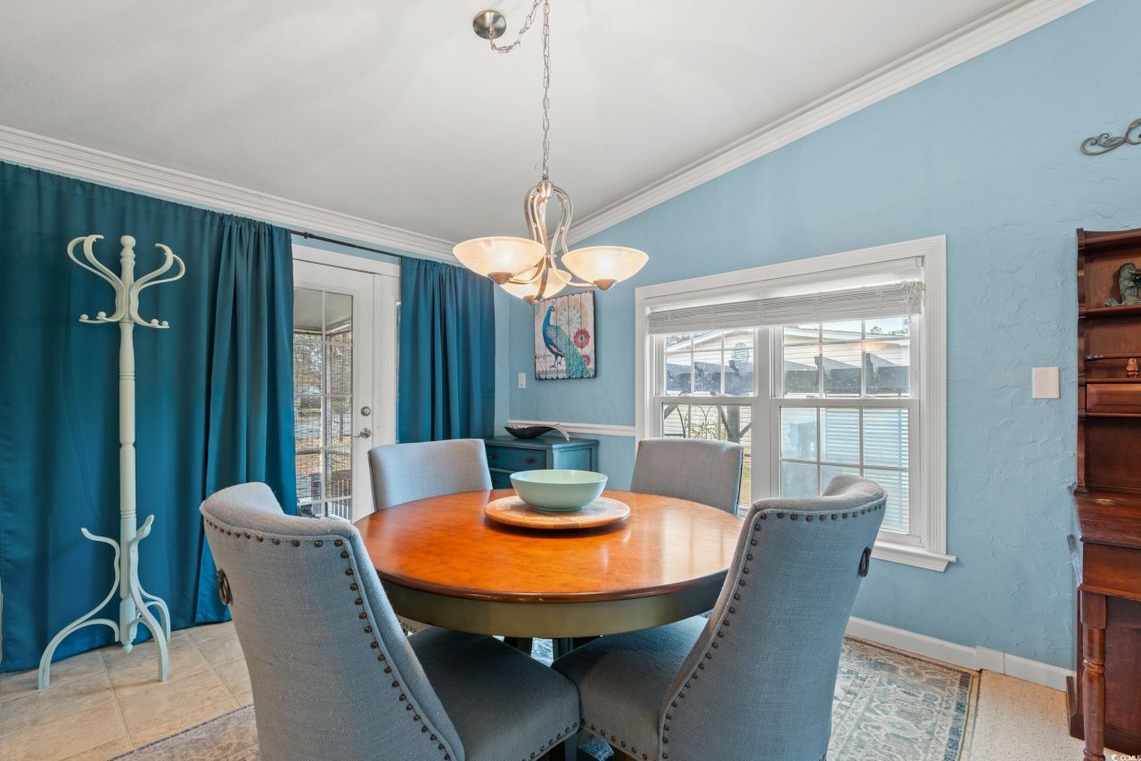 467 Freedom Circle Photo 14