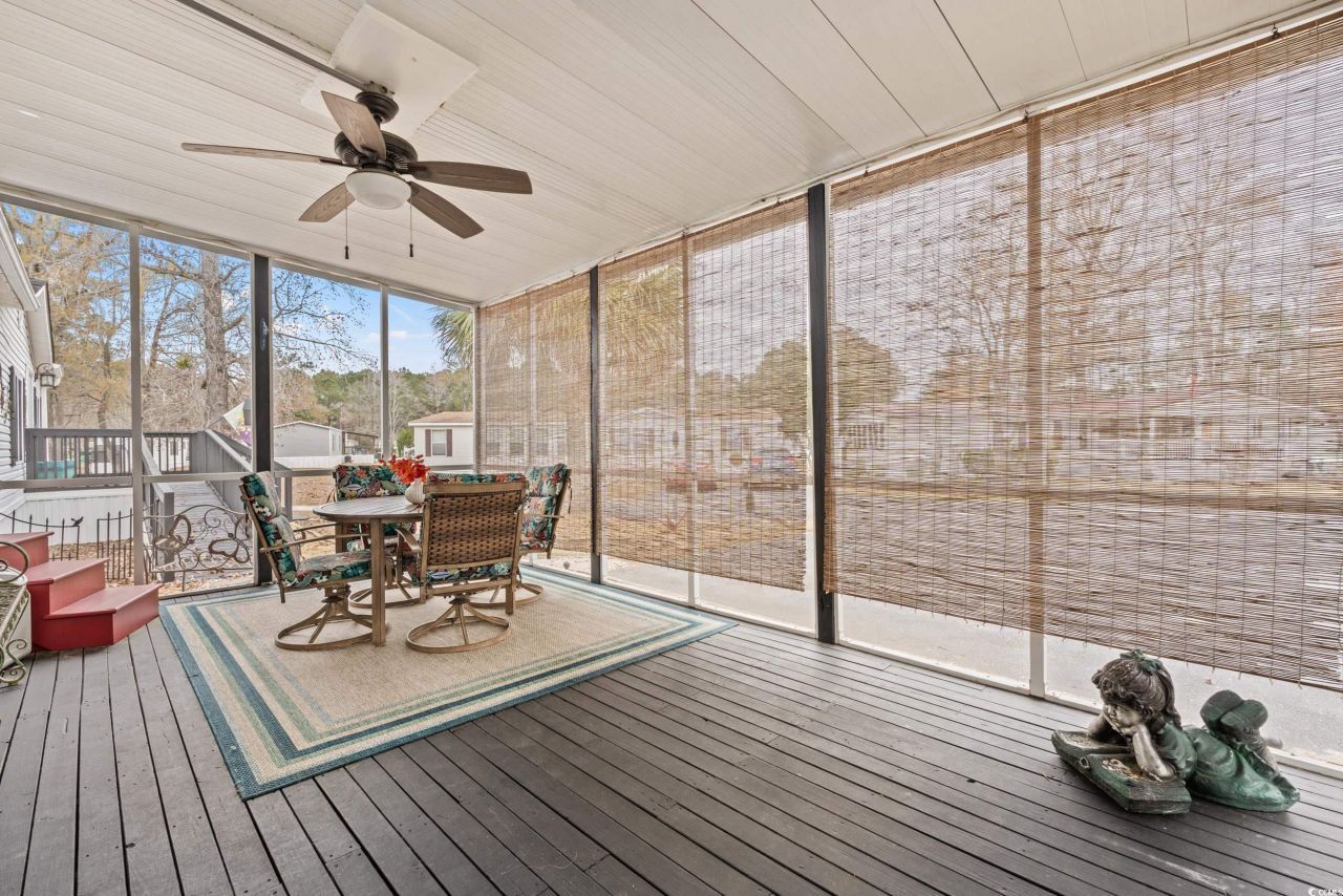 467 Freedom Circle Photo 25