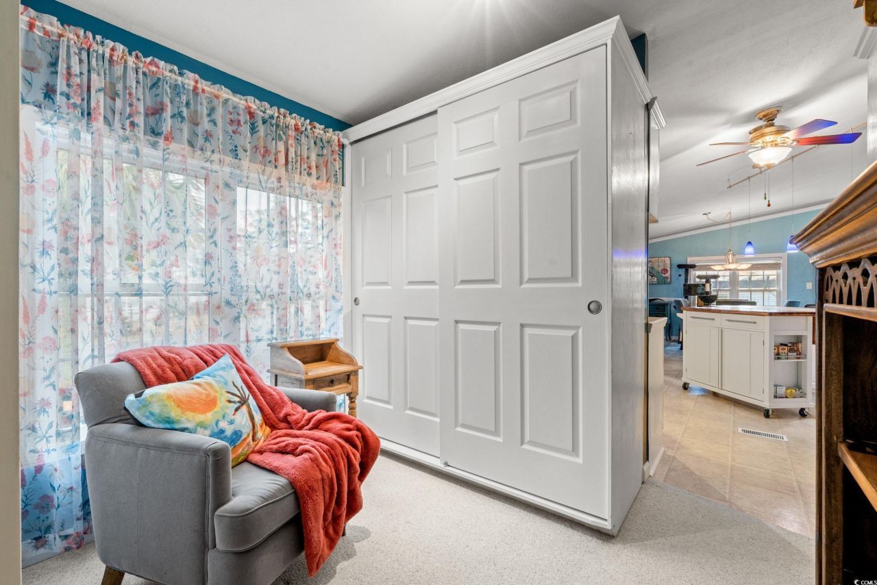 467 Freedom Circle Photo 8