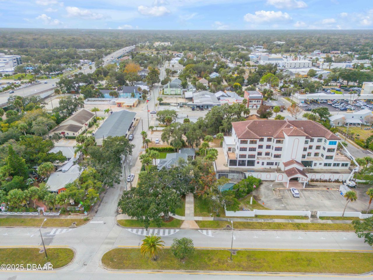 214 S Riverside Drive, New Smyrna Beach, FL 32168 Photo