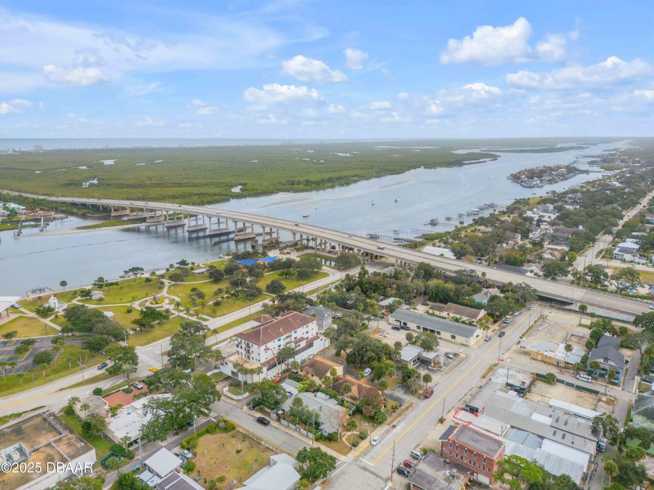 214 S Riverside Drive, New Smyrna Beach, FL 32168 Photo