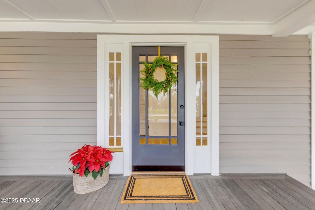 214 S Riverside Drive, New Smyrna Beach, FL 32168 Photo