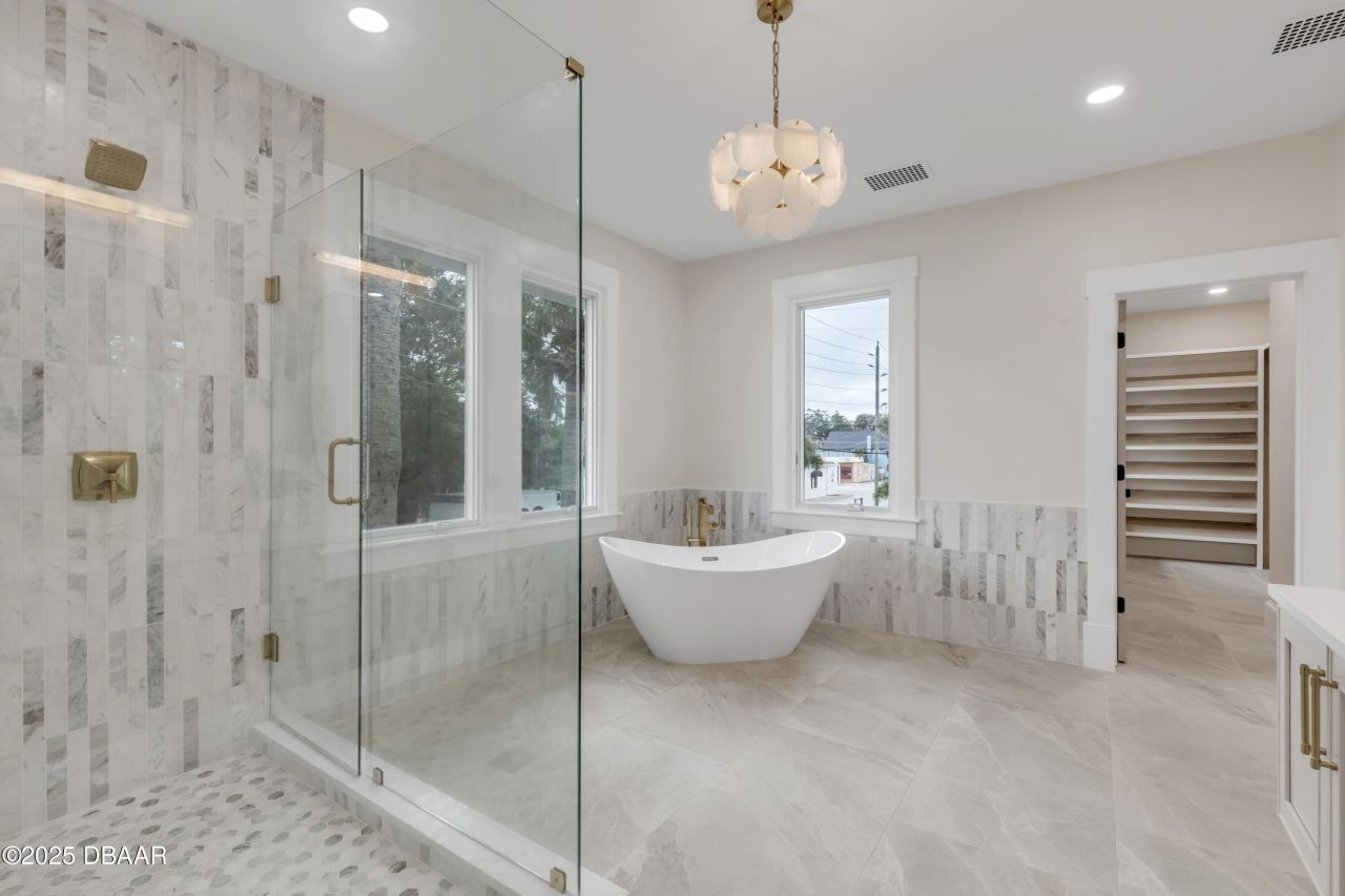 214 S Riverside Drive, New Smyrna Beach, FL 32168 Photo