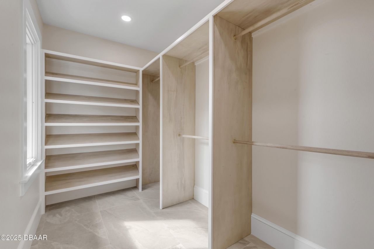 214 S Riverside Drive, New Smyrna Beach, FL 32168 Photo