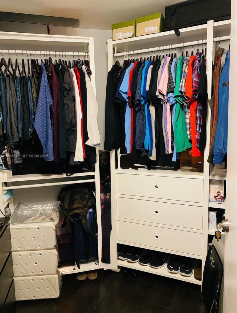 1900 N Bayshore Dr, Unit 3705, Miami, FL 33132 Photo