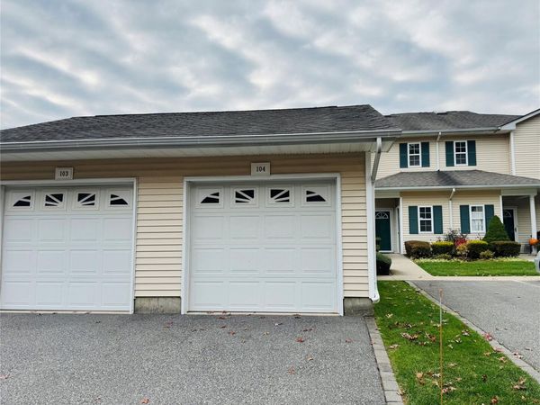 104 Aerie Way, East Quogue, NY 11942