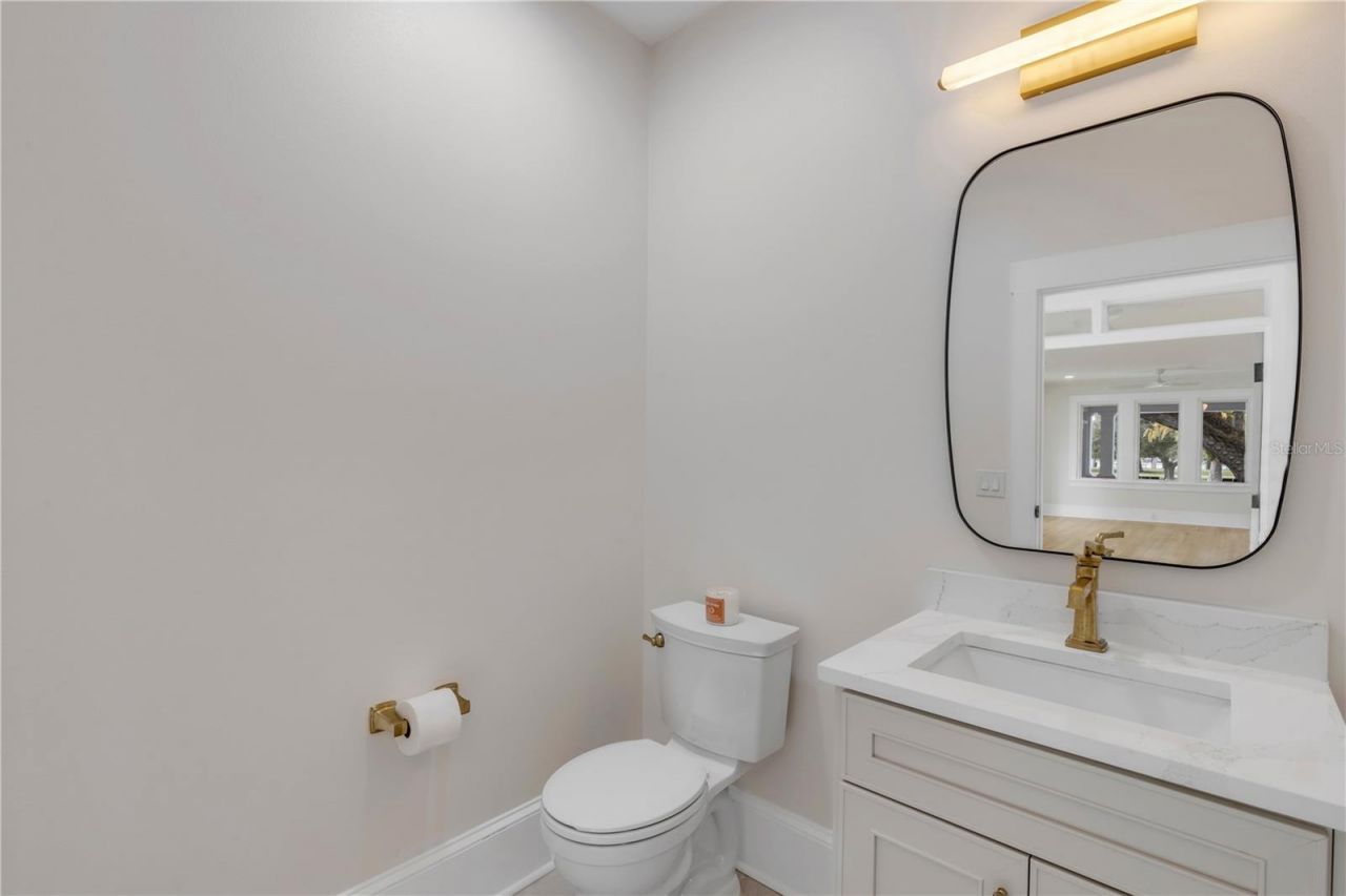 214 S Riverside Drive, New Smyrna Beach, FL 32168 Photo