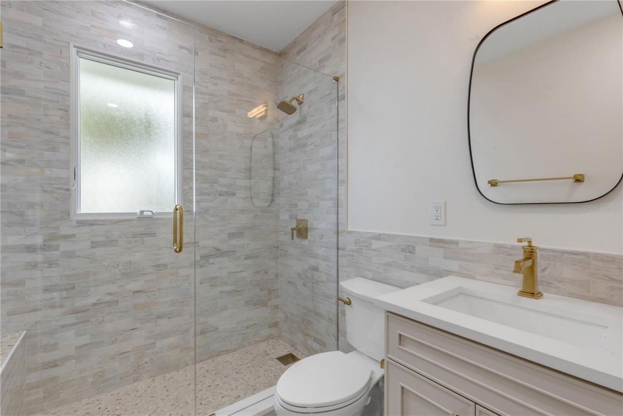 214 S Riverside Drive, New Smyrna Beach, FL 32168 Photo