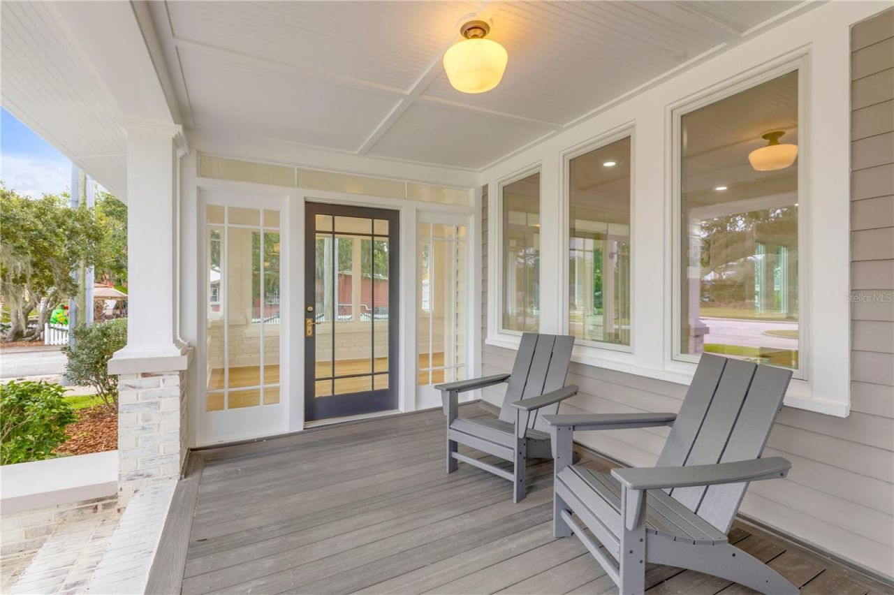 214 S Riverside Drive, New Smyrna Beach, FL 32168 Photo