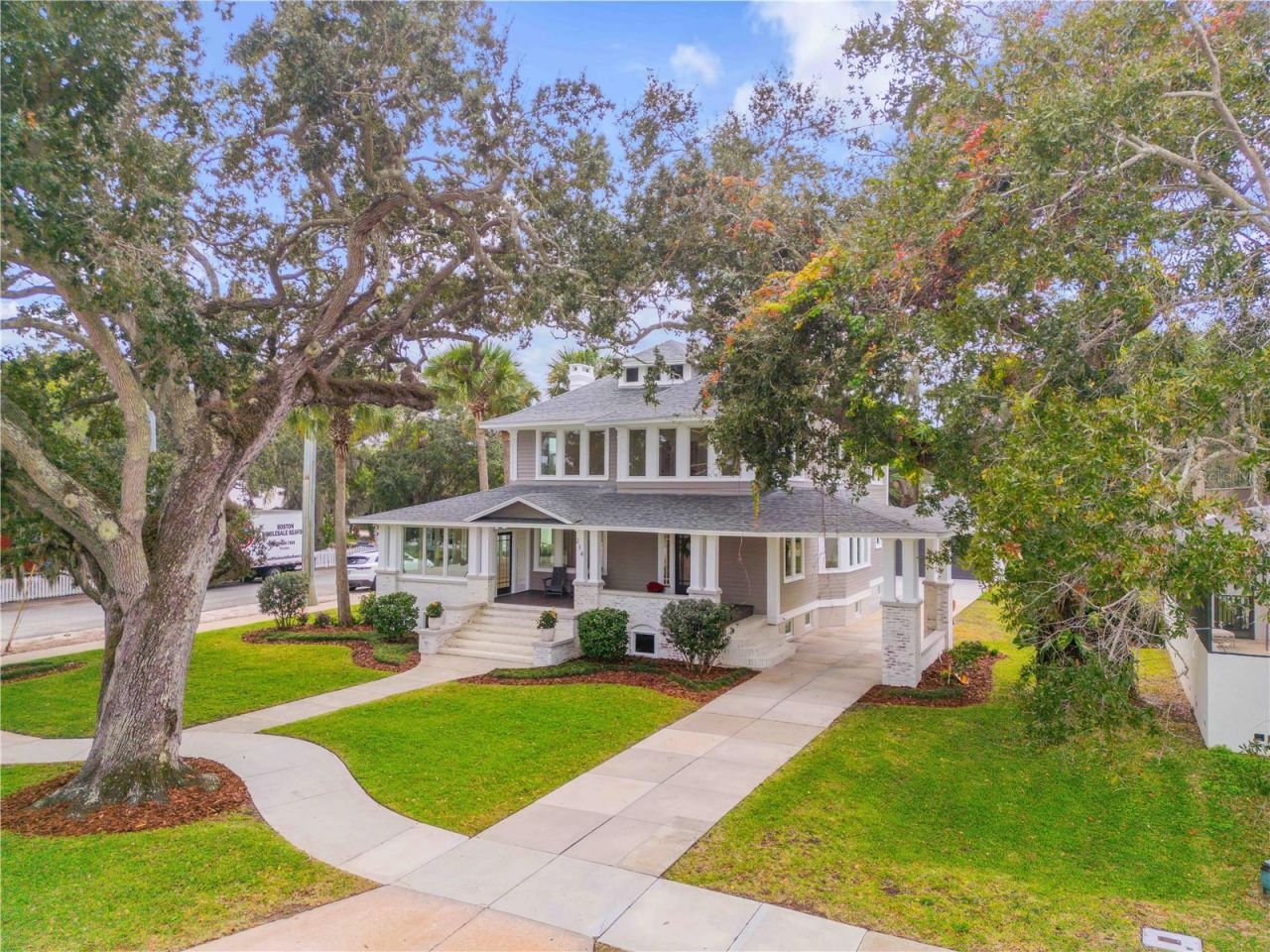 214 S Riverside Drive, New Smyrna Beach, FL 32168 Photo