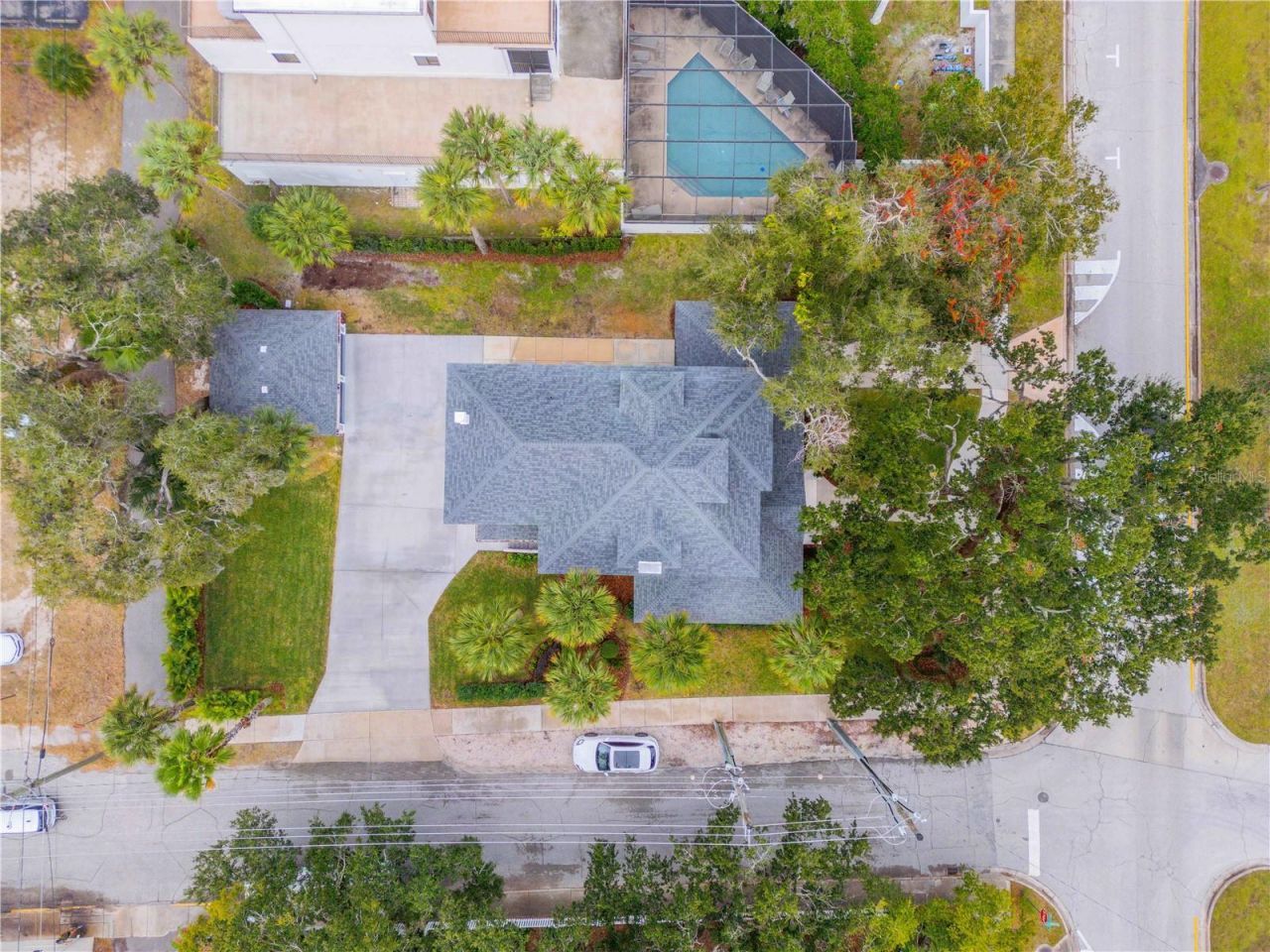 214 S Riverside Drive, New Smyrna Beach, FL 32168 Photo